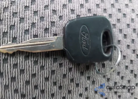 2003 Ford F-150 Lariat/Xlt z USA, uszkodzony, nr VIN 1FTRW08L83KA66468